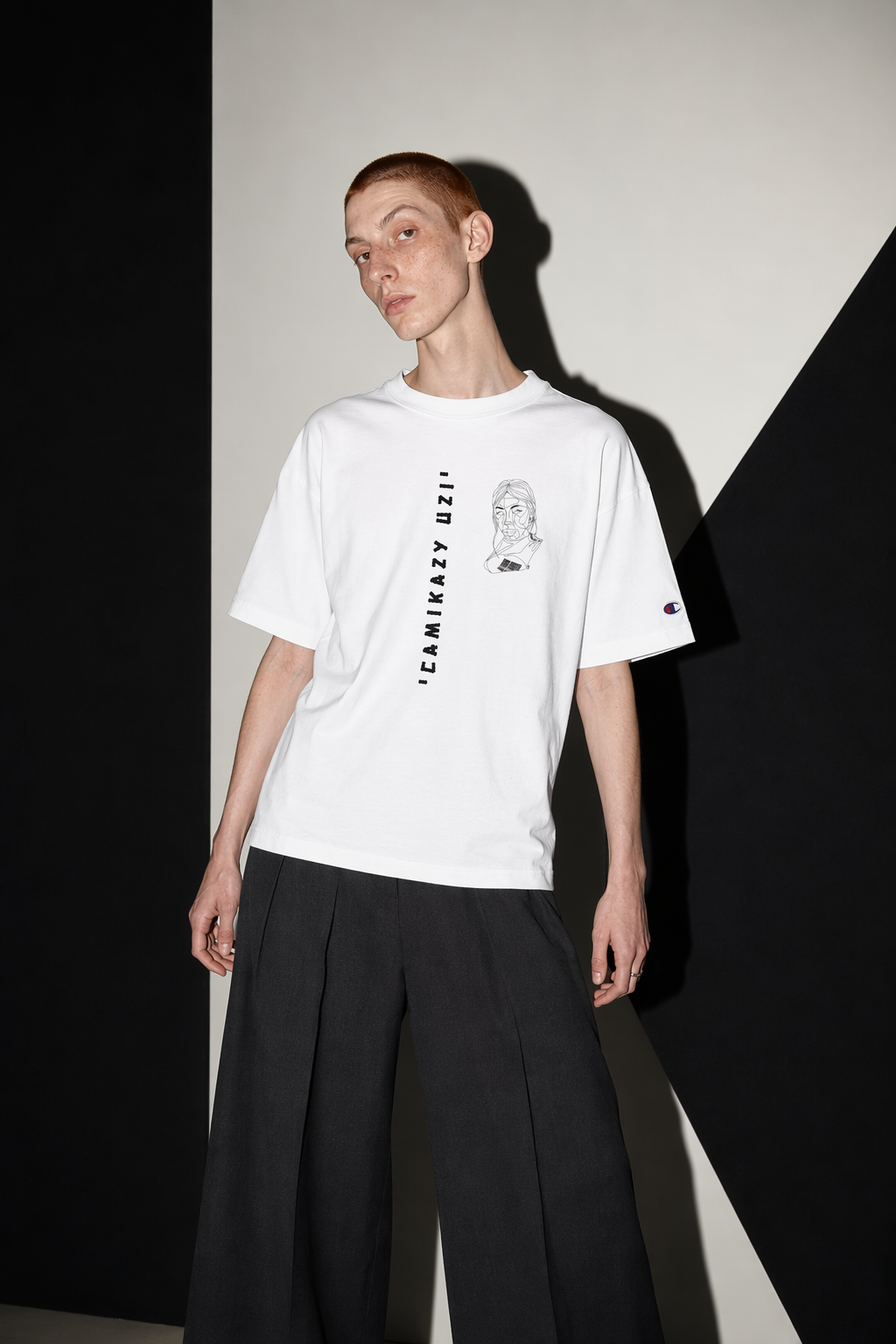 A FACE A LOGO TEE